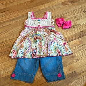 Cachcach outfit and bow-size 6-absolutely adorable!